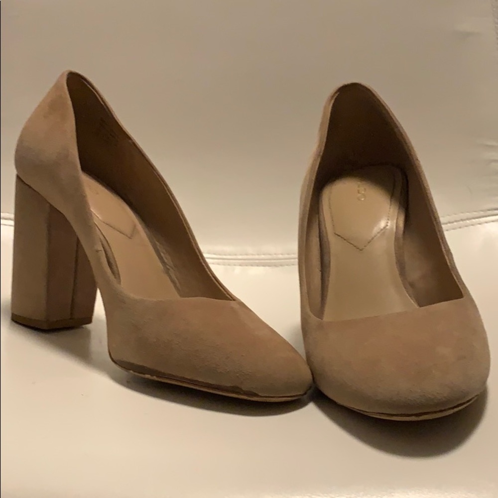 Also Suede Pumps